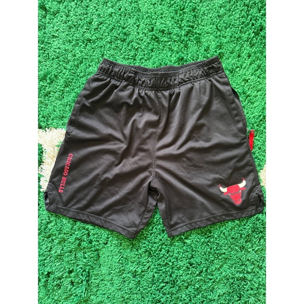 NBA Chicago Bulls Mens Mesh Basketball Shorts Black Red Size M‎ Zipper Pocket